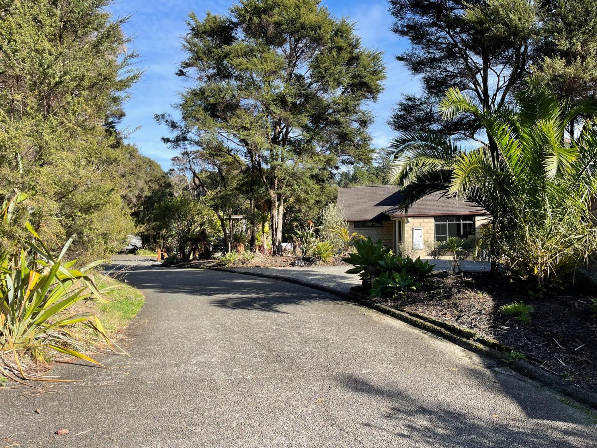 Charming Home Near Nature أوكلاند المظهر الخارجي الصورة